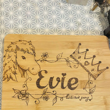 Pyrography workshop with Beehive Wellbeing 