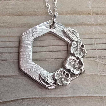 Polish your jewellery