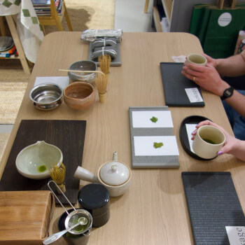 Explore tea leaves & matcha