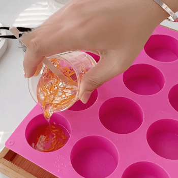 5. Pour the soap