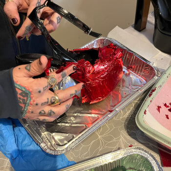 Applying the metal foils