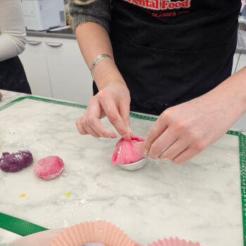 Wrap the Mochi