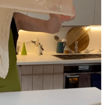 Dough shaping