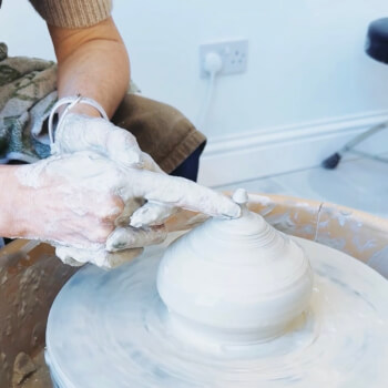 Throwing vessels - specific shape per mini course