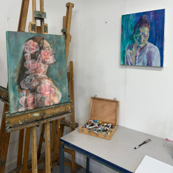 Finishing Your Painting in an Inspiring Gallery Studio