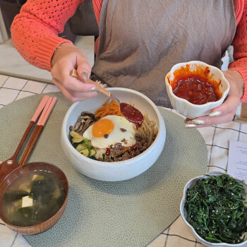 Assembling your bibimbap