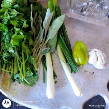 Set aside ingredients for seasoning 