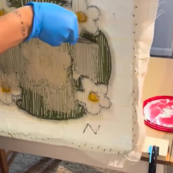Glue the Back of Your Rug