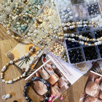 10:30-11.30: Jewellery workshop