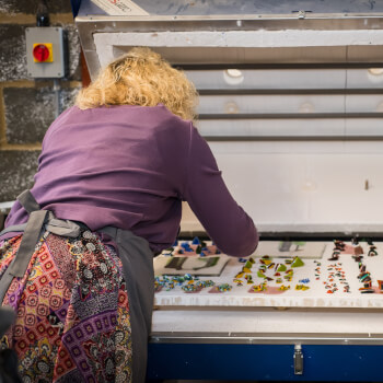 Placing items in the kiln