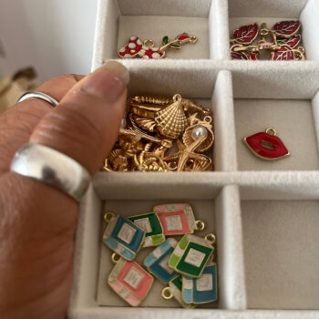 Choose your charms