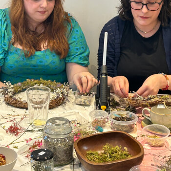 Crystal wreath making 