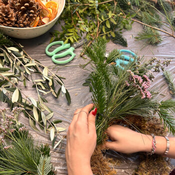 Build Your Wreath