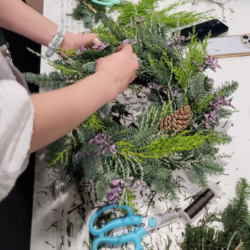 Build Your Wreath