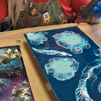 Learn the art of resin waves.