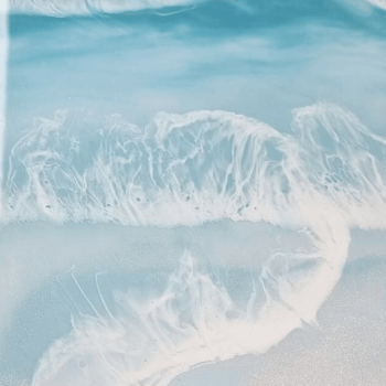 Magic resin waves 