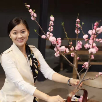 Meet Your Ikebana Tutor: Joyce