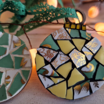 Ribbons and wrapping