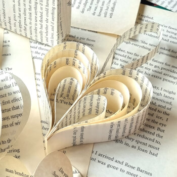 Paper heart decoration
