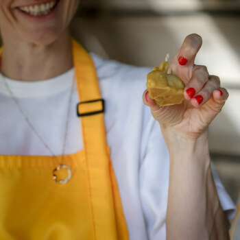 Moulded candle 