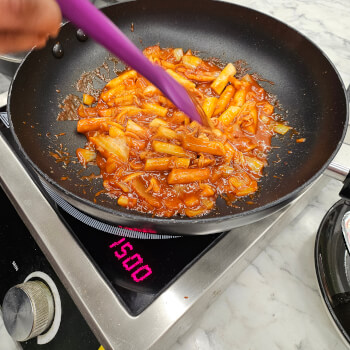 Master Korean style Tteokbokki 