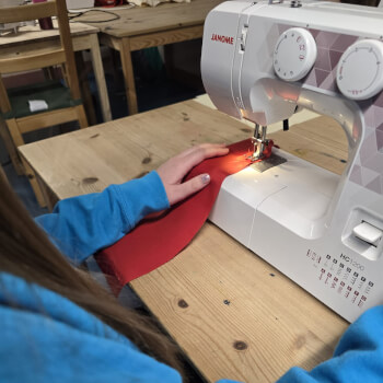 Start to sew the lining together