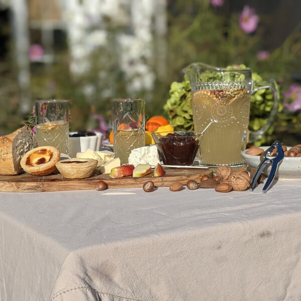Foraging class by Correll Kitchen