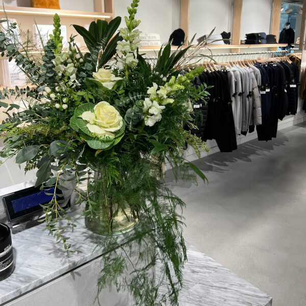 Photo from a Floral Collective workshop
