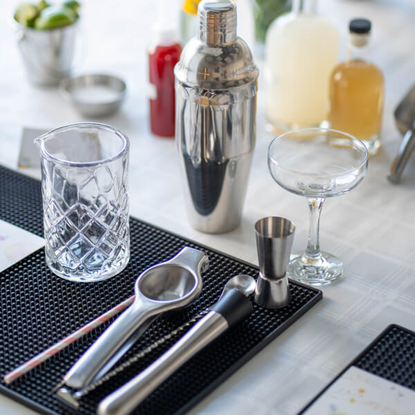 Cocktail workshops, London