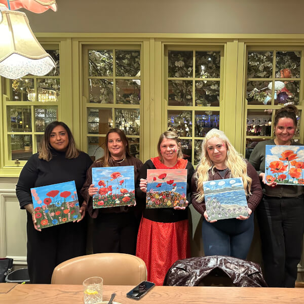 Photo from a Peipei art painting workshop