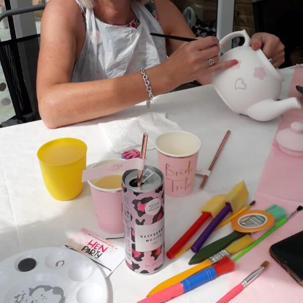 Photo from a Popolo Ceramico workshop