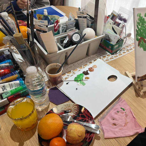 Painting classes, Colindale