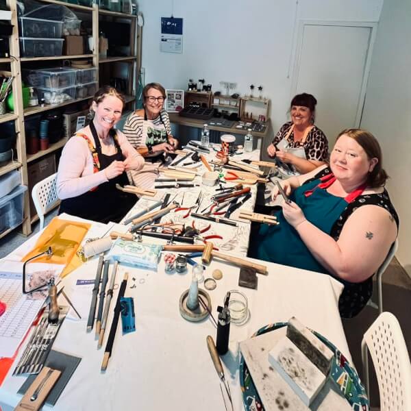 Jewellery Making workshops, Shelve