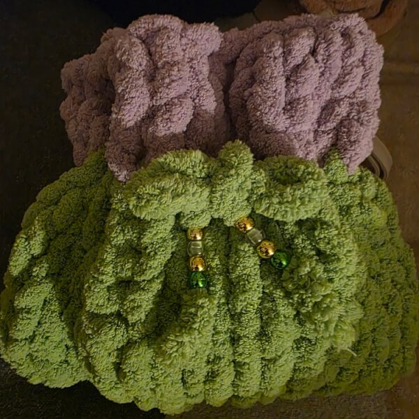 Textiles class by SuperAint London Chunky Knitwear Studio