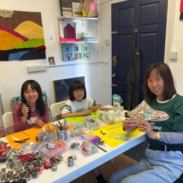 Jewellery Making class by The Messy Table