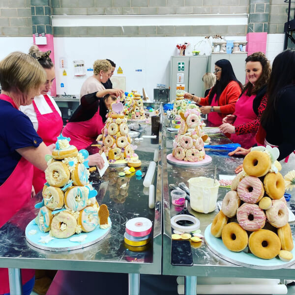 Baking and Desserts class by Zara Cakes