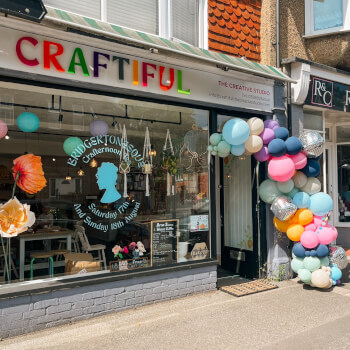 Craftiful Studio, floristry teacher