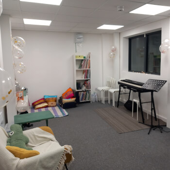 Crescendo music school
