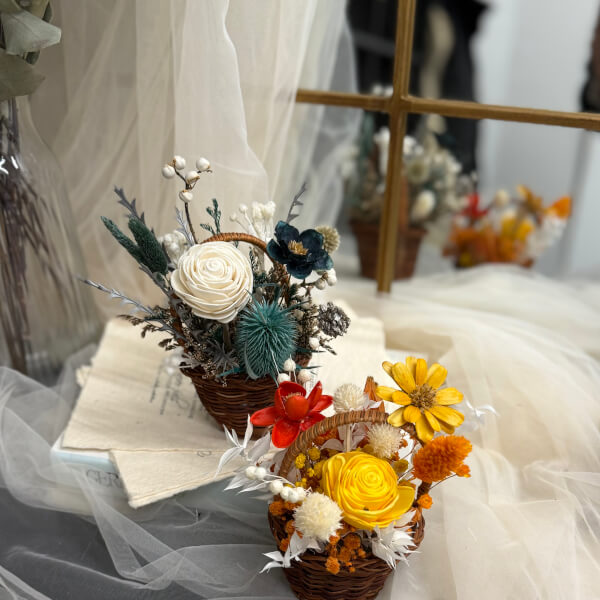 Dried Flower Mini Spring Basket Workshop review by Heba Alzahrani - Manchester