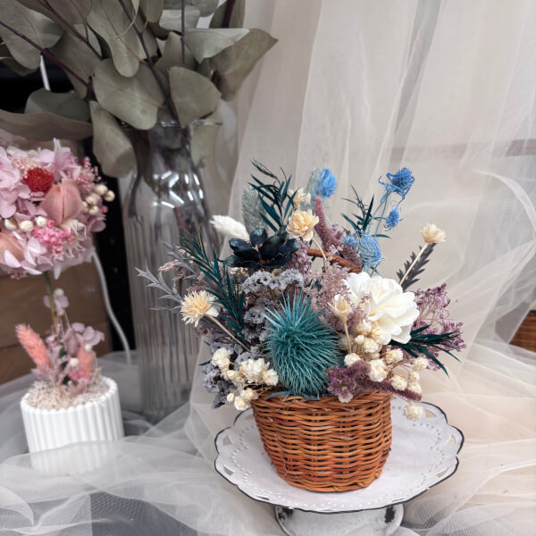 Dried Flower Mini Spring Basket Workshop review by Kate Walch - Manchester