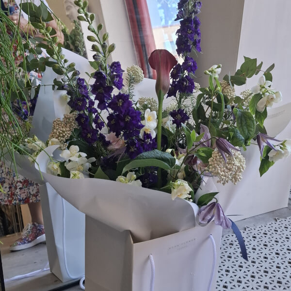 Flower Hand-tied Bouquet Workshop review by Helen Topham - London