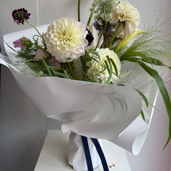 Flower Hand-tied Bouquet Workshop review by Marina Harris - London