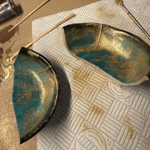 Kintsugi Pottery Class for Beginners review by Chantelle Jessica Hoogland - London