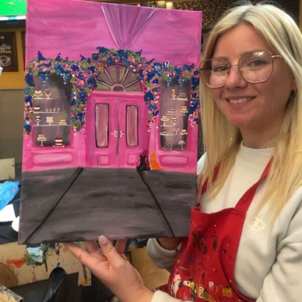 Paint and Sip Class - Leighton Buzzard review by Ellie Hewitt - Luton