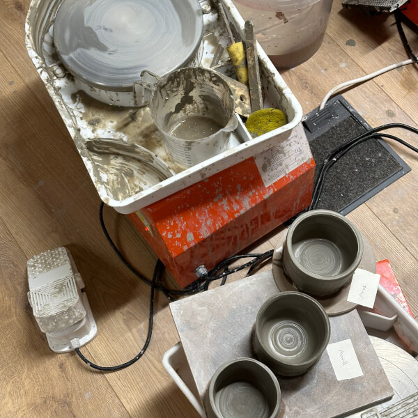 Pottery Wheel Throwing Crash Course review by Anna Bucher - London