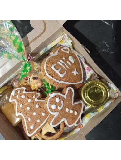 Christmas Treat Box Price Per Pair