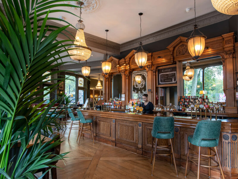 Brook Green Hotel & Smiths Bar