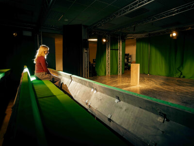 Creative Crawley - County Mall class venue