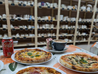 Jasmine Pottery Studios & Down to Earth Pottery Cafe @ the Ridings Shopping Centre, Lower Mall available for workshops