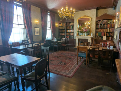 Star Tavern